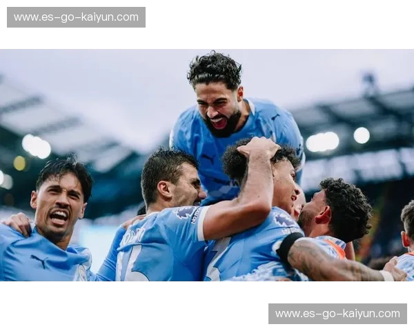 伊蒂哈德的荣耀之夜：曼城与塞维利亚的欧冠对决，一场激情与传奇的交织